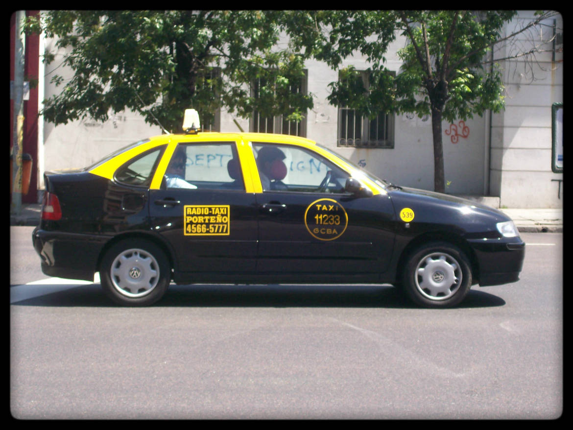 taxi-em-buenos-aires.jpg